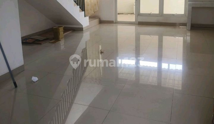 Rumah Disewakan Di Modernland 2