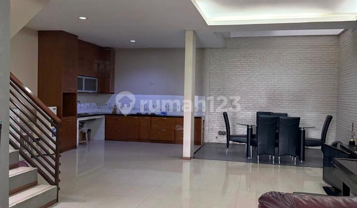 House for Sale in Modernland 2