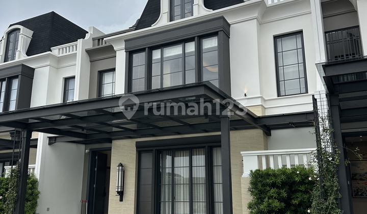 Hunian Super Mewah Strategis di Bellefont East Gading Serpong 2