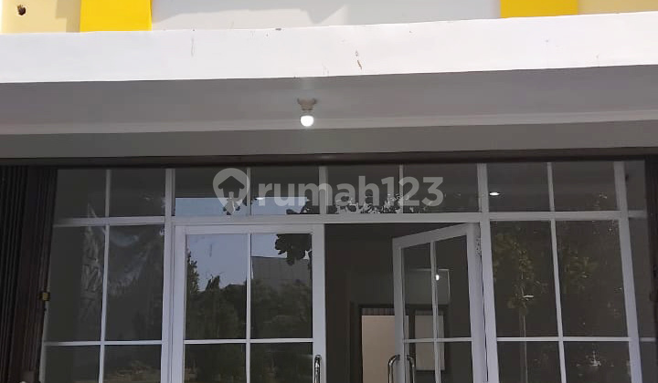 1-Storey Shop House Graha Padma Spacious Parking 2