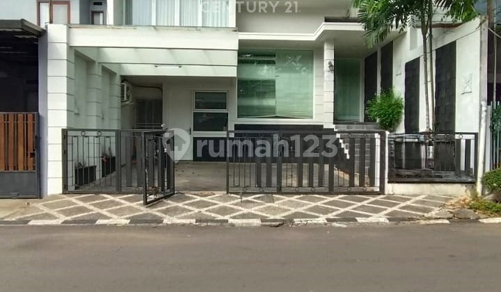 Rumah 25 Lantai Split Level Full Renov Sektor 3 Bintaro 7211