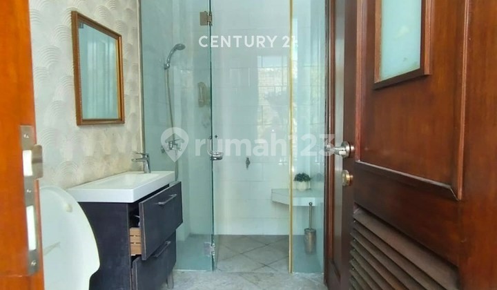 Rumah Modern Taman Dan Kolam Renang Dalam Cluster Exclusive 9638 2