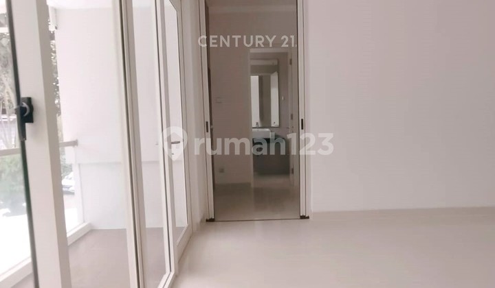 Disewakan Rumah Luas di Kebayoran Bintaro 9215 2