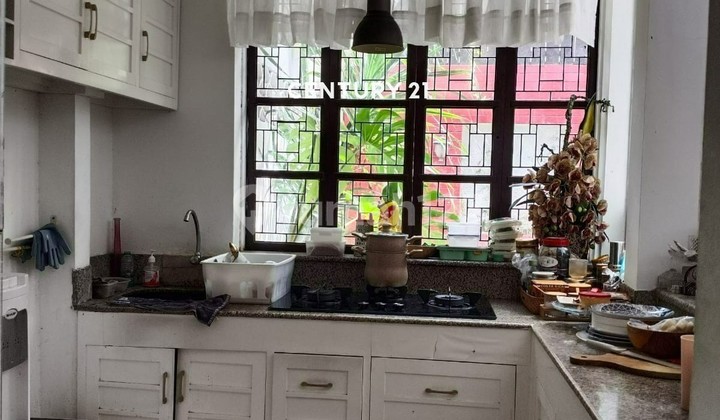 Rumah Cantik Terawat 2 Lantai Dalam Cluster Nyaman 9269 2