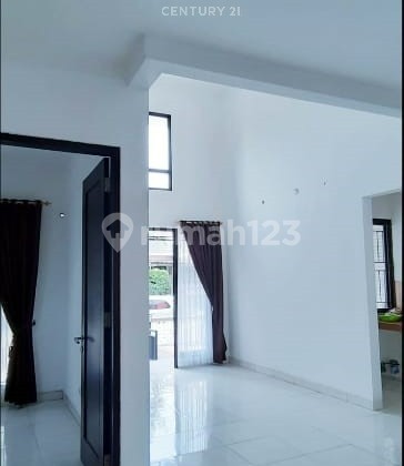 Unfurnished House In Melia Residence Graha Raya  4437