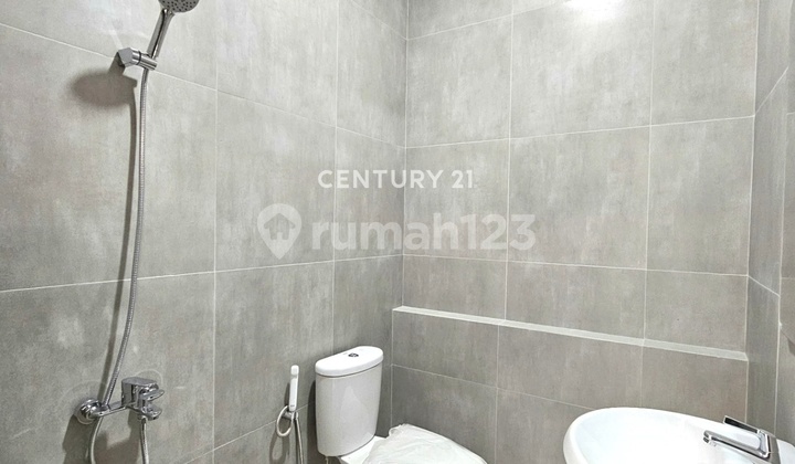 For Sale New Minimalist Ready-to-Occupy House in Plot Dki 9549 2