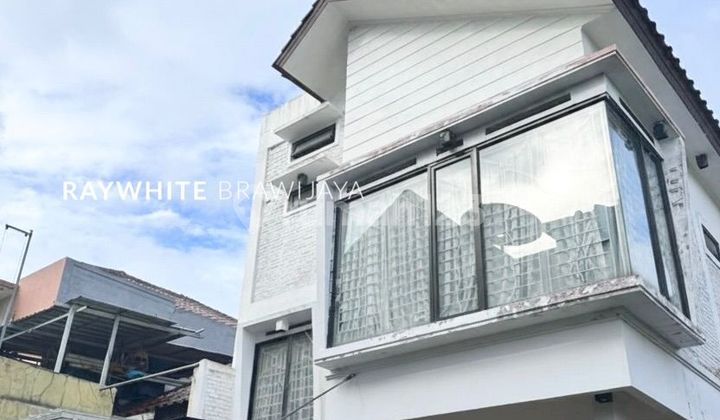 House in the Villa Cinere Mas Complex Area, Depok 2