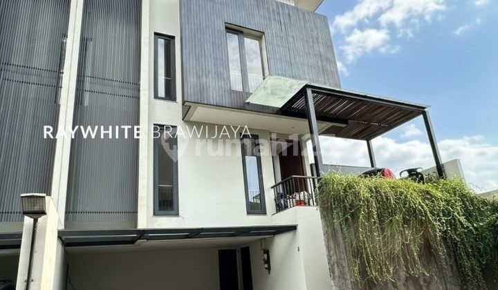 Modern Minimalist Townhouse Area Cilandak