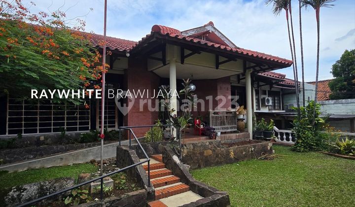 Rumah Luas Lingkungan Tenang Lokasi Strategis Area Bintaro 2