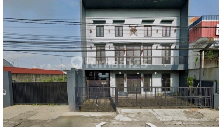 Premium Ex-Garment Shop House For Sale In Magelang Premium Ex-Garment Shop House For Sale In Magelang