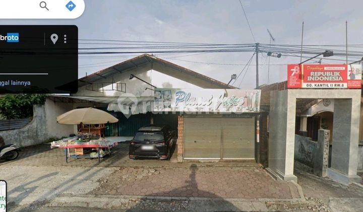 Rumah Dan Ruang Usaha Strategis Di Magelang Rumah Dan Ruang Usaha Strategis Di Magelang