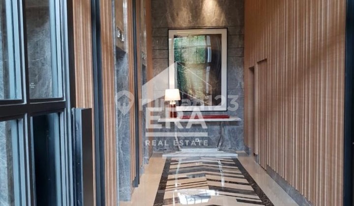 ⭐️⭐️QUICK SALE⭐️⭐️ 2