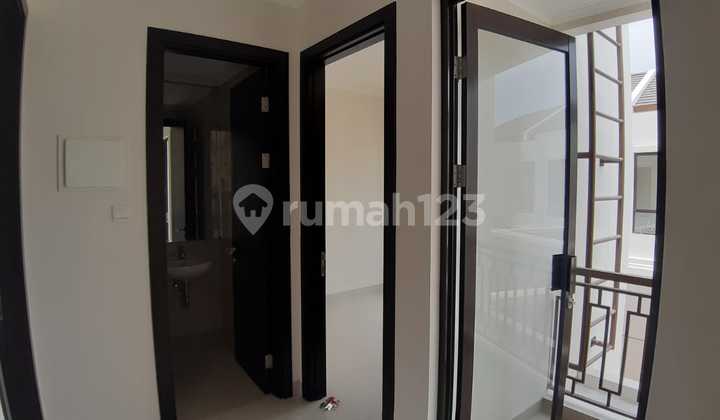 DISEWAKAN RUMAH 2 LANTAI SIAP HUNI DI PODOMORO PARK BUAH BATU BANDUNG CLUSTER AMAGRIYA HUNIAN MINIMALIS NYAMAN DAN LOKASI STRATEGIS 1