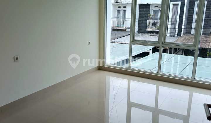 Dijual Rumah 2 Lantai Sudah Full Renovasi Siap Huni di Cisaranten Kulon Arcamanik Bandung Hunian Nyaman dan Lokasi Strategis Dijual Rumah 2 Lantai Sudah Full Renovasi Siap Huni di Cisaranten Kulon Arcamanik Bandung Hunian Nyaman dan Lokasi Strategis