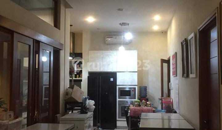 Disewakan Rumah Tengah Kota Bandung Lodaya Hunian Nyaman dan Siap Huni Lokasi Sangat Strategis dengan Akses Mudah