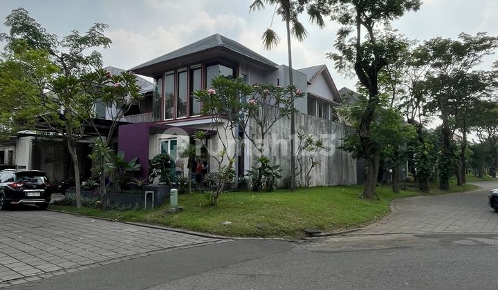 Rumah Idaman Samping Taman Stamford Place Citraland Surabaya 