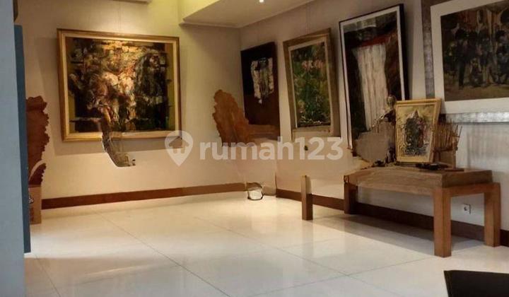 Rumah Siap Huni Imperial Golf Pakuwon Indah View Driving Range  2