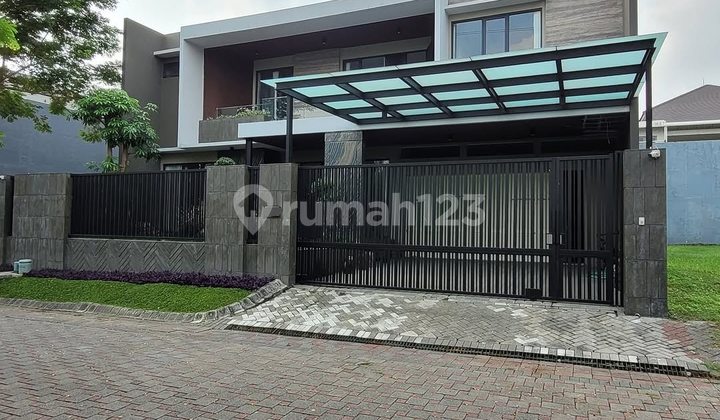 Rumah Siap Huni No Renov The Chofa Surabaya Barat-Kolam Renang Rumah Siap Huni No Renov The Chofa Surabaya Barat-Kolam Renang
