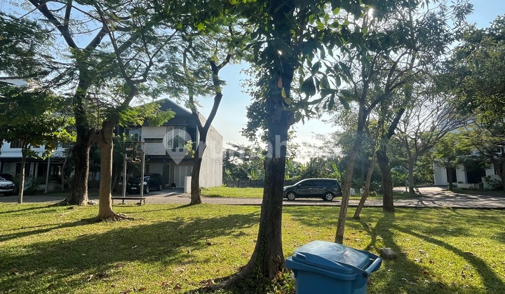 Lot 200 Meters in Front of the Park at Citraland Utama in Fullerton Place Housing, Jeruk, Lakarsantri, Surabaya City, East Java, Indonesia, 60212, Citraland