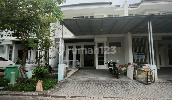 Rumah Royal Residence Surabaya Barat Rumah Royal Residence Surabaya Barat