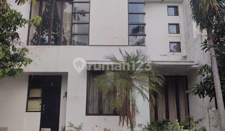 Rumah 2,5 Lantai Citraland Utama Dekat Area Gwalk Rumah 2,5 Lantai Citraland Utama Dekat Area Gwalk