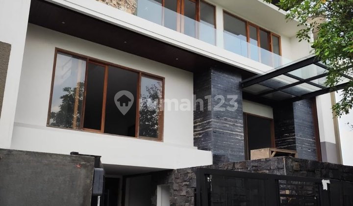 Modern Minimalist Brand New House Graha Famili 1