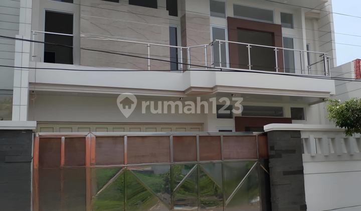 Rumah Baru Gress Dharmahusada Indah 