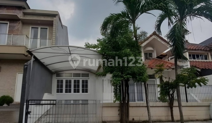 Rumah International Village Citraland Utama Dekat Gwalk