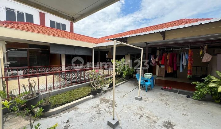 Rumah Lokasi Strategis Kartini Surabaya Pusat 2