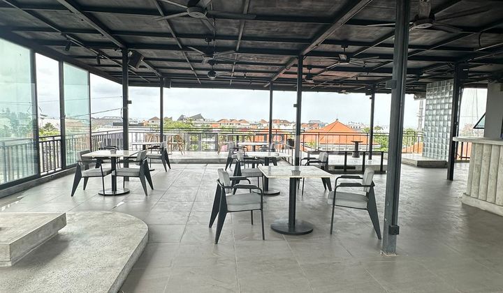 Rooftop For Rent on Main Road Berawa Beach Strategic Location Rooftop For Rent on Main Road Berawa Beach Strategic Location