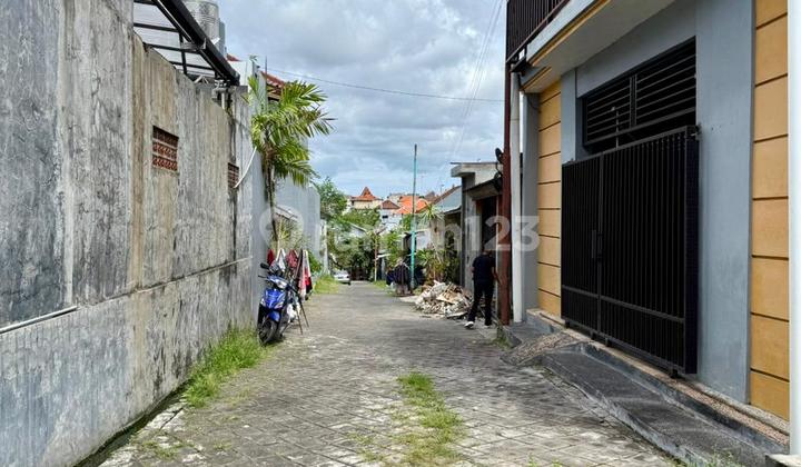 Rumah Buc di Kebo Iwa Padang Sambian 2