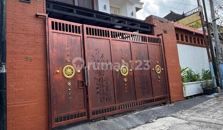 Butuh Uang Cepat Villa Di Kerobokan 3 Br Akses Jalam 5 Meter