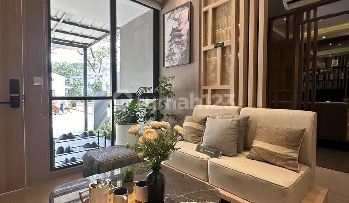 Rumah 2 Lantai Luas 66 Lebar 6 Hadap Utara & Selatan di Terravia Rumah 2 Lantai Luas 66 Lebar 6 Hadap Utara & Selatan di Terravia