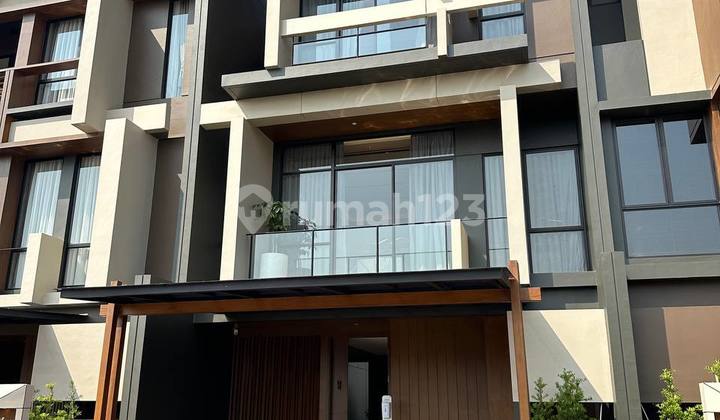 Rumah Strategis Dekat Stasiun dan Pusat Kota di Hierra BSD
