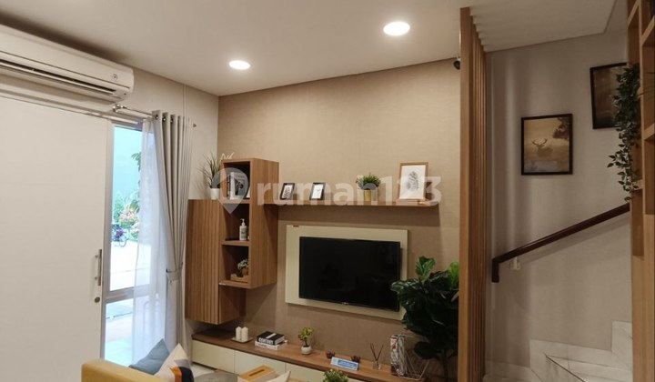 Rumah Stylish! 2 Lantai Full Furnish di Cluster Zuma Rumah Stylish! 2 Lantai Full Furnish di Cluster Zuma
