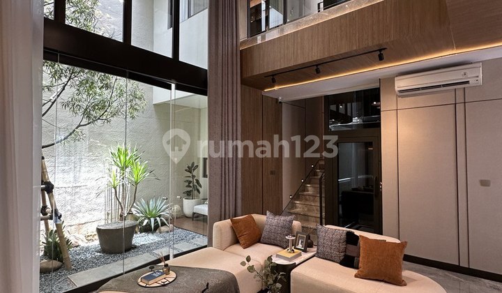 READY STOCK! Rumah 3 Lantai Cantik Sisa 5 Unit di Gading Serpong READY STOCK! Rumah 3 Lantai Cantik Sisa 5 Unit di Gading Serpong