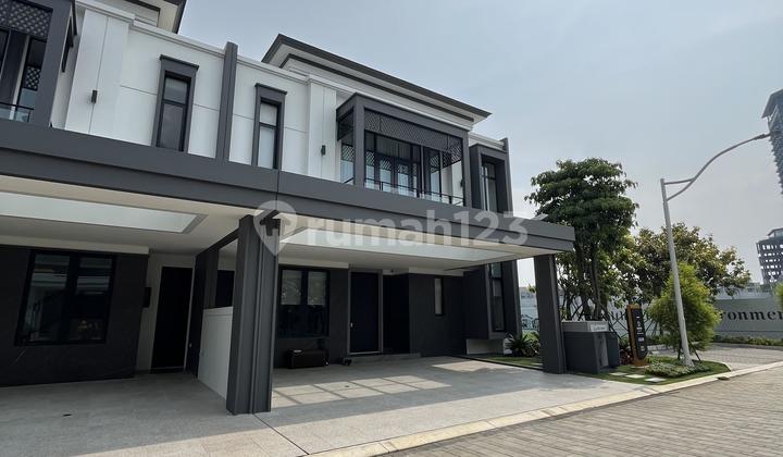 Spacious 200 Sertifikat Hak Milik Luxury House in Premium Matera Cluster Area