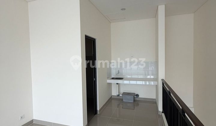 2-Story Shop House for Rent, Ready for Business, Street-Facing in Gading Serpong 2