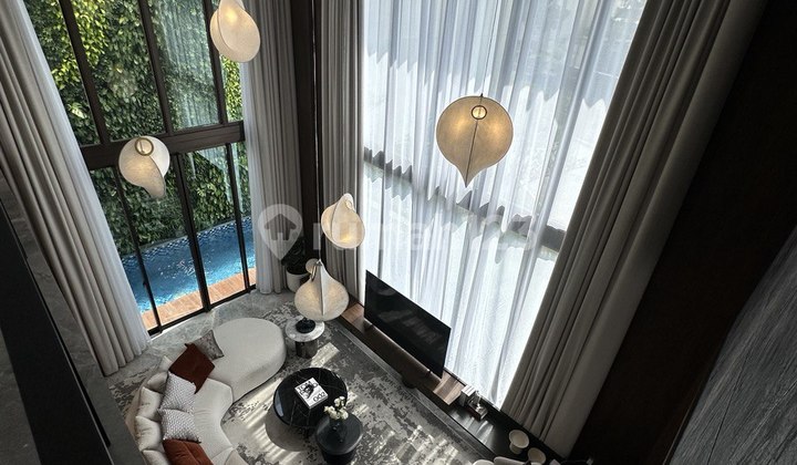 KESEMPATAN EMAS! Rumah Dengan Kolam Renang di Gading Serpong 2