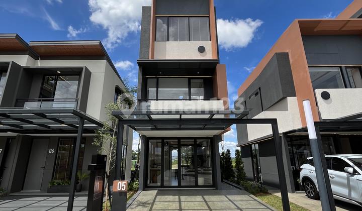 Rumah 3 Lantai Termurah Selangkah ke GS dan BSD di Park Serpong Rumah 3 Lantai Termurah Selangkah ke GS dan BSD di Park Serpong