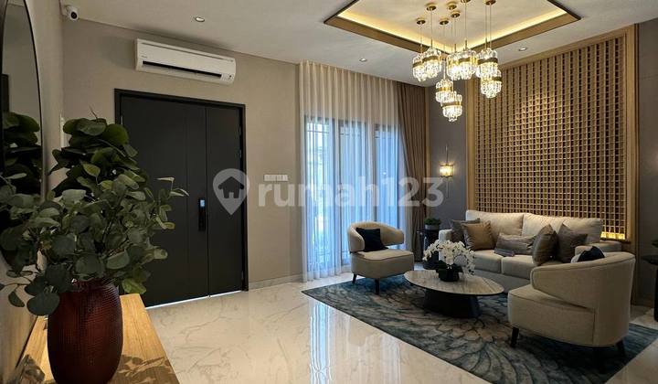 READY! Hunian Premium 2 Lantai  Lokasi Strategis Gading Serpong 1