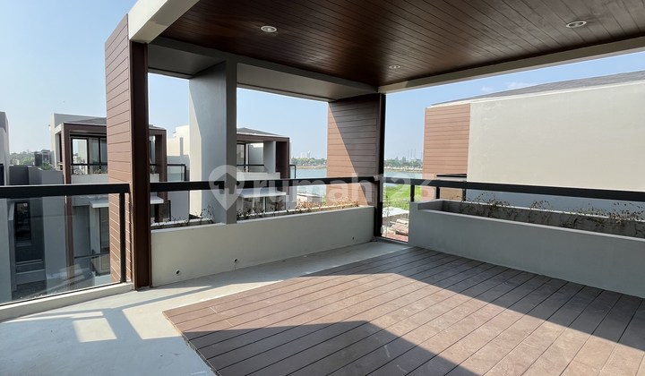 STOCK TERBATAS! Rumah 3 Lantai Selangkah ke Jakarta Under 5M! 2