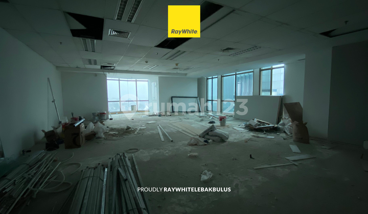 For Rent Premium Office in TB Simatupang, South Jakarta FULLY FURNISHED! Strategic Location with Complete Facilities 2