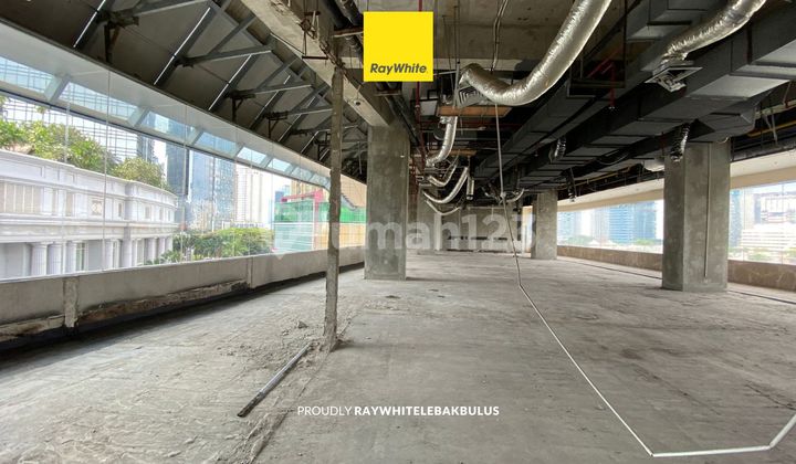 For Rent: Commercial Space with Indoor and Outdoor City View in CBD Mega Kuningan - Suitable for Five Star Restaurant, Korean BBQ, Beauty Clinic, Health Clinic, Supermarket.