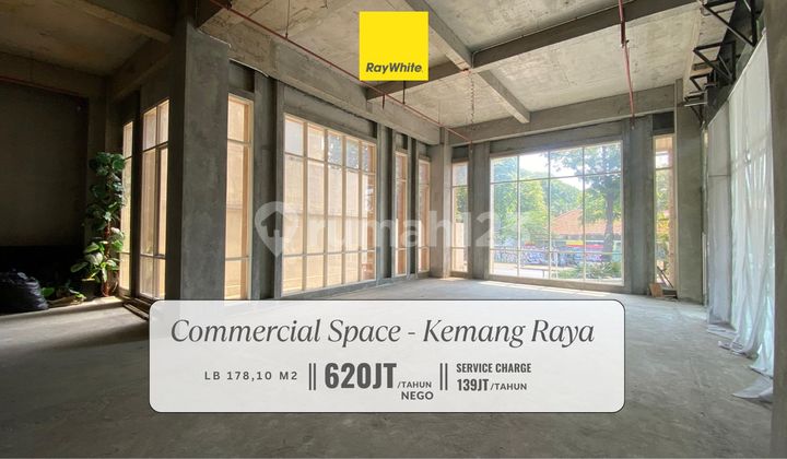 Disewakan Commercial Space Cocok Untuk Coffee Shop/ Restaurant Di Kemang Raya Disewakan Commercial Space Cocok Untuk Coffee Shop/ Restaurant Di Kemang Raya
