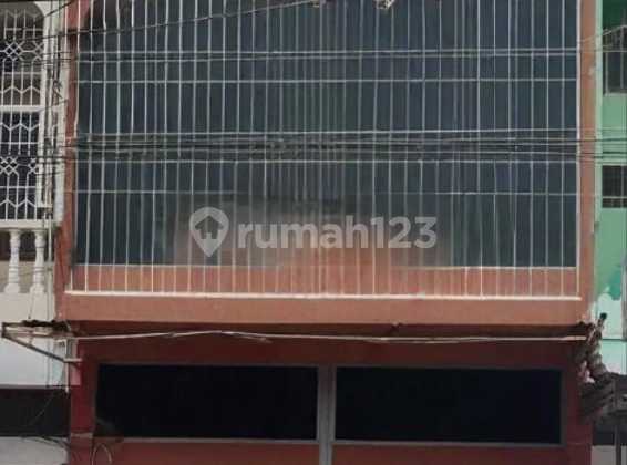 FOR SALE 3 STORY SHOPHOUSE (CINNAMON ST.) 1