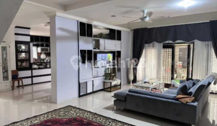 DIJUAL SEGERA RUMAH CANTIK SIAP HUNI + LAHAN LUAS + KAFE SIAP OPERASIONAL( JL BANGAU SAKTI. GANG BANGAU JAYA. ) 2