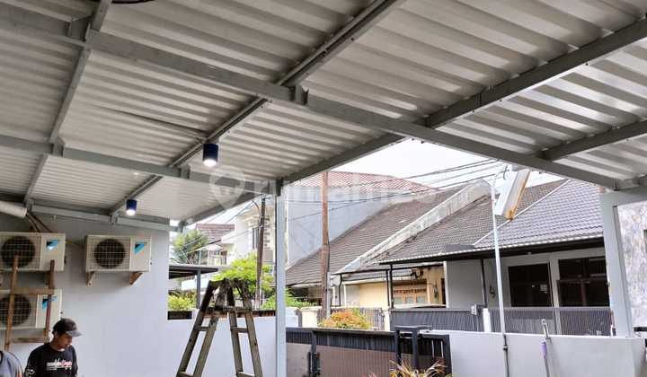 WTS / Dijual Cepat Rumah Kost Beserta Bisnis dengan Okupansi 100% di Griya Loka, BSD City, Serpong, Tangerang Selatan, Banten