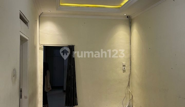 For sale. 2-story house in alley with car access in Antapani. 2