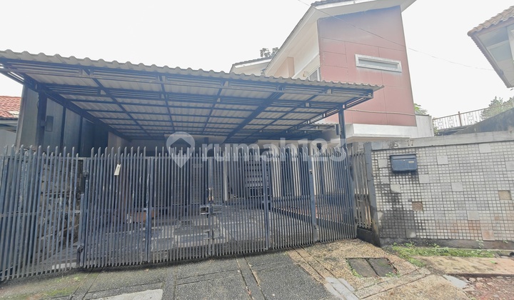 Rumah Siap Huni 2 Lantai di BSD Tangerang Selatan Rumah Siap Huni 2 Lantai di BSD Tangerang Selatan